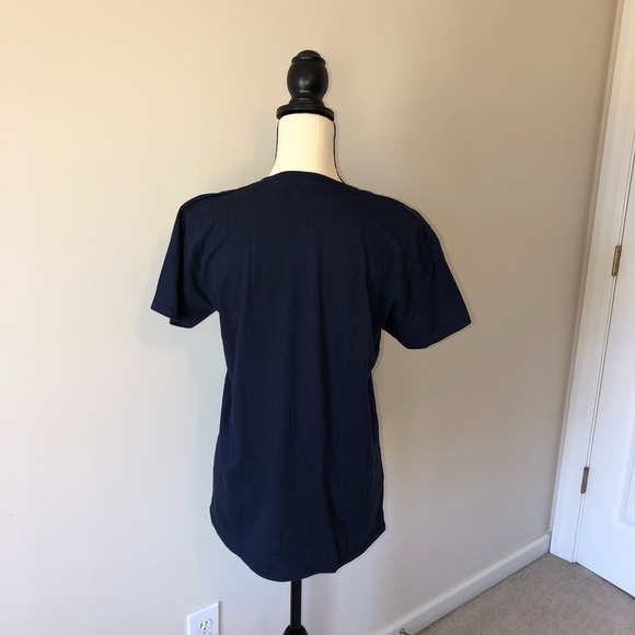 London Tee - Picture 3 of 6